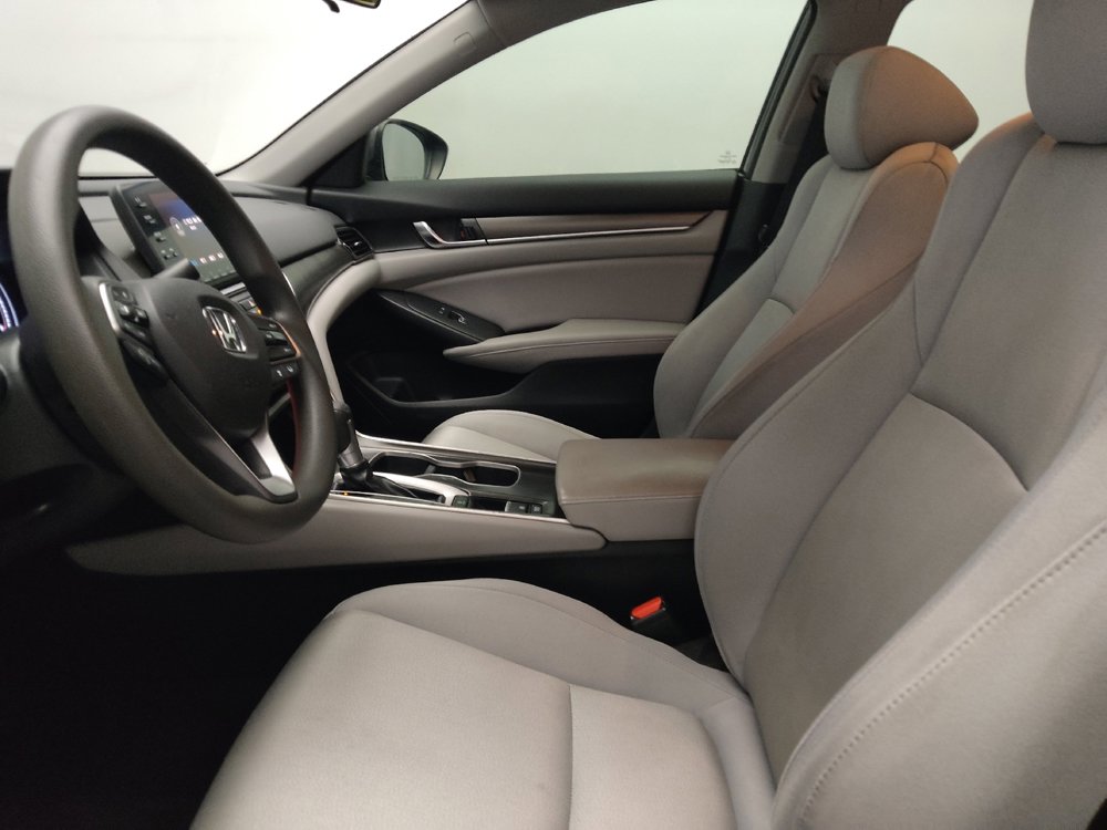 Used 2018 Honda Accord LX image 17
