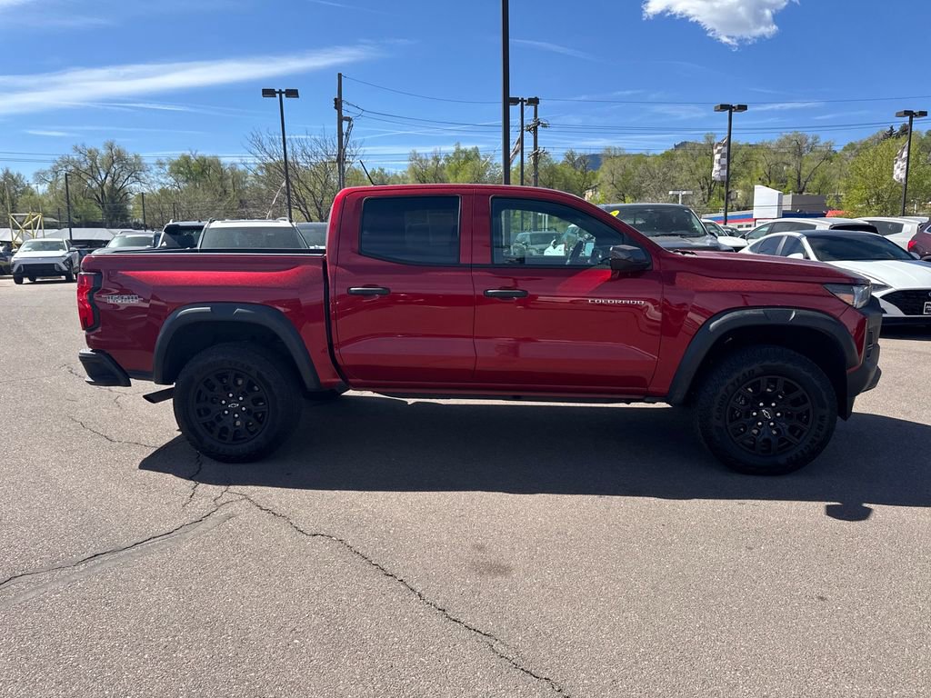 Used 2025 Chevrolet Colorado Trail Boss image 9