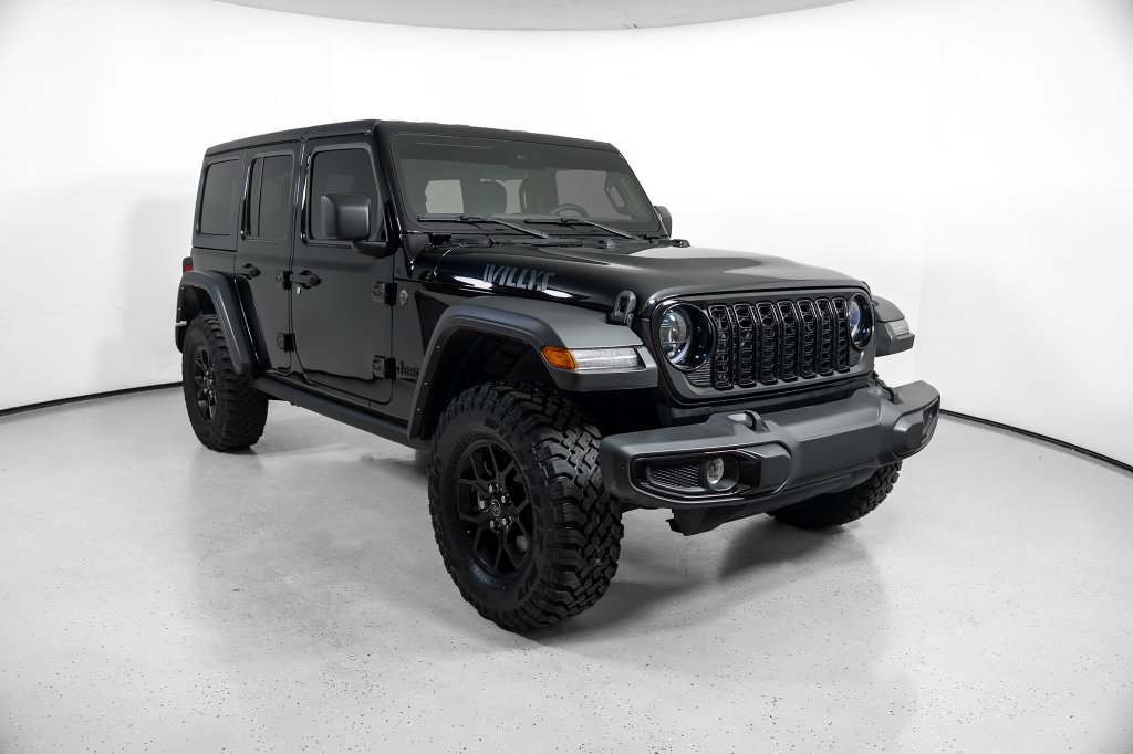 Used 2024 Jeep Wrangler Unlimited Sport AWD/4WD image 2