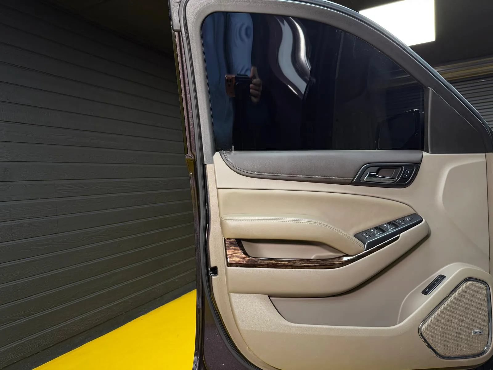 Used 2015 GMC Yukon XL SLT AWD/4WD image 35