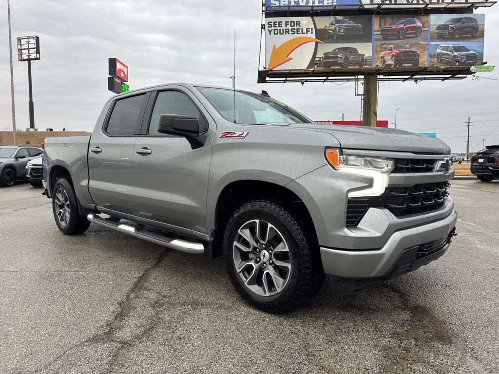 Used 2023 Chevrolet Silverado 1500 RST w/ Z71 Off-Road Package image 8