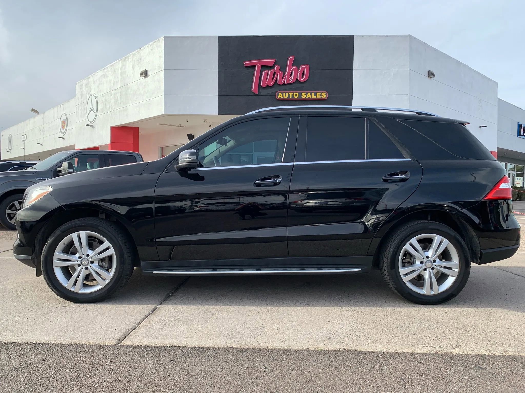 Used 2015 Mercedes-Benz ML 350 4MATIC image 8
