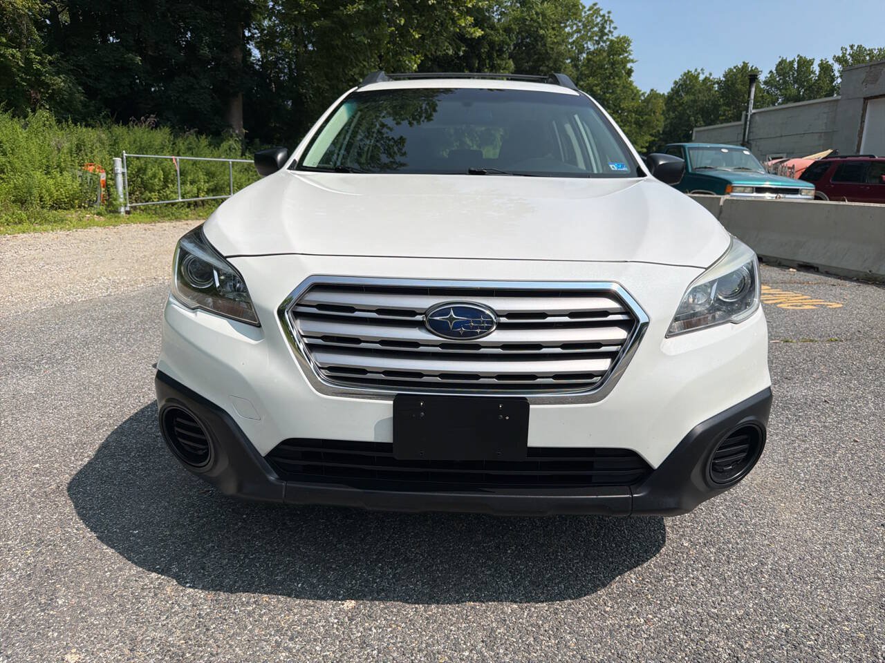 Used 2017 Subaru Outback 2.5i AWD/4WD image 6