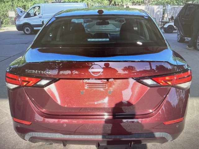 Used 2025 Nissan Sentra SV FWD image 3