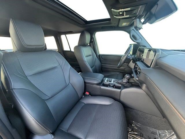 Used 2025 Toyota Land Cruiser w/ Premium Package AWD/4WD image 16