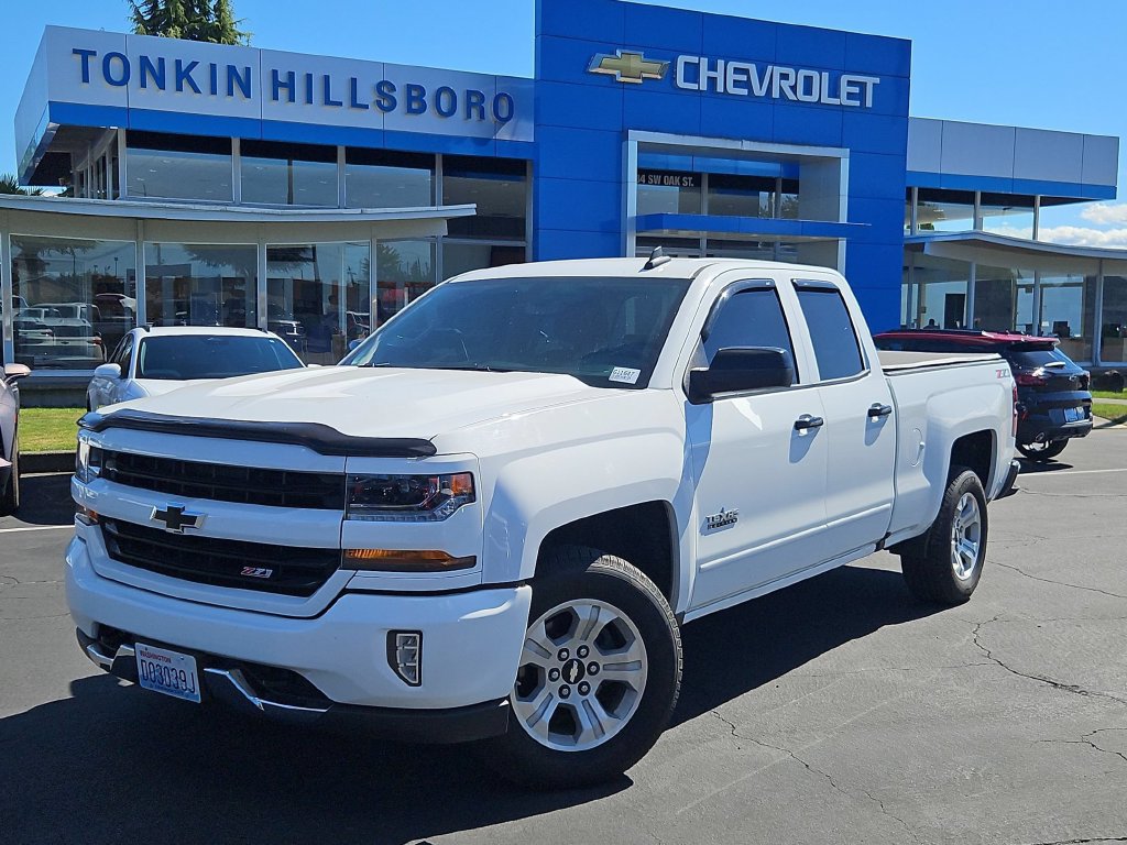 Used 2018 Chevrolet Silverado 1500 LT w/ Texas Edition AWD/4WD image 2