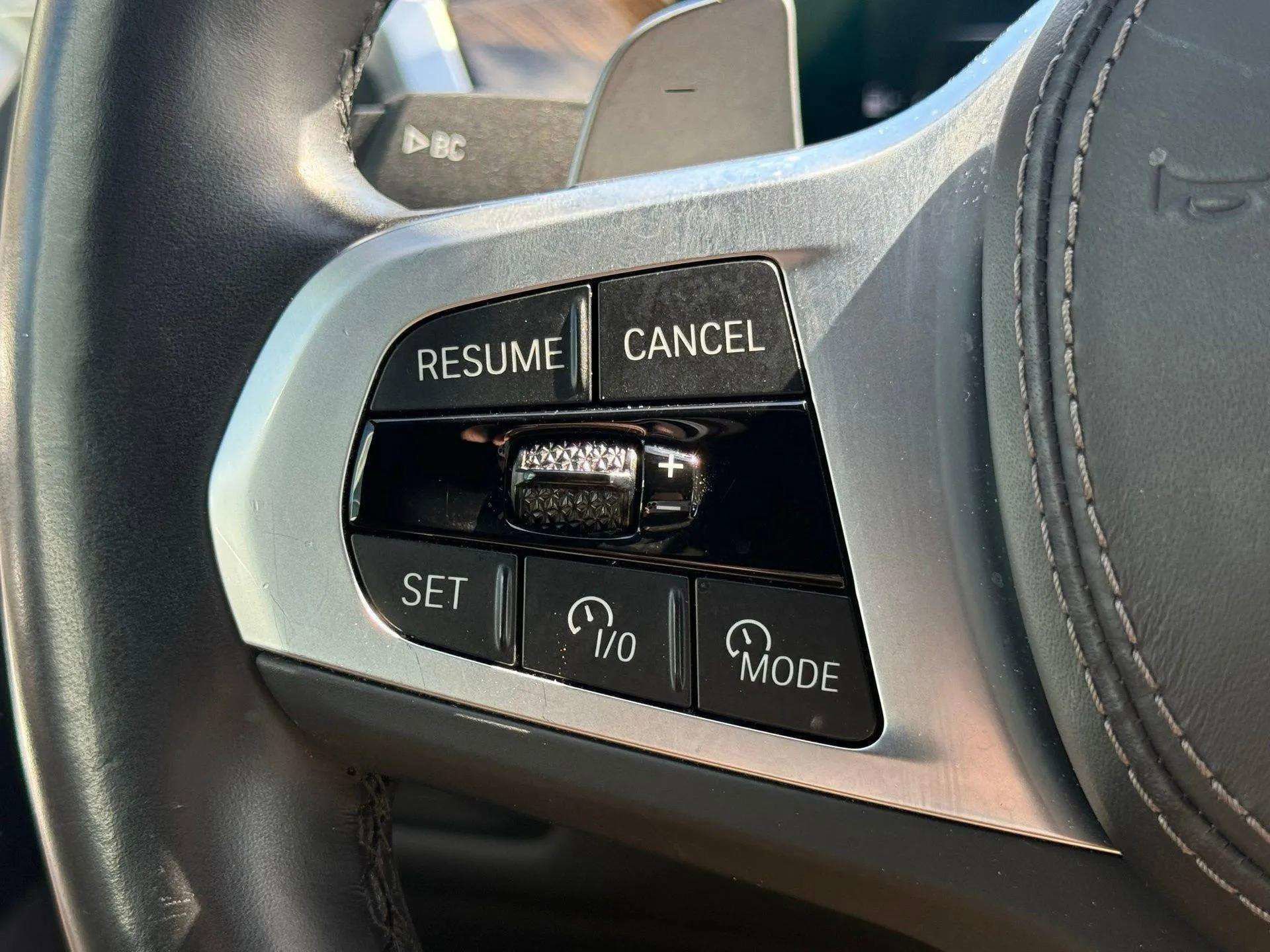 Used 2024 BMW X6 xDrive40i image 34