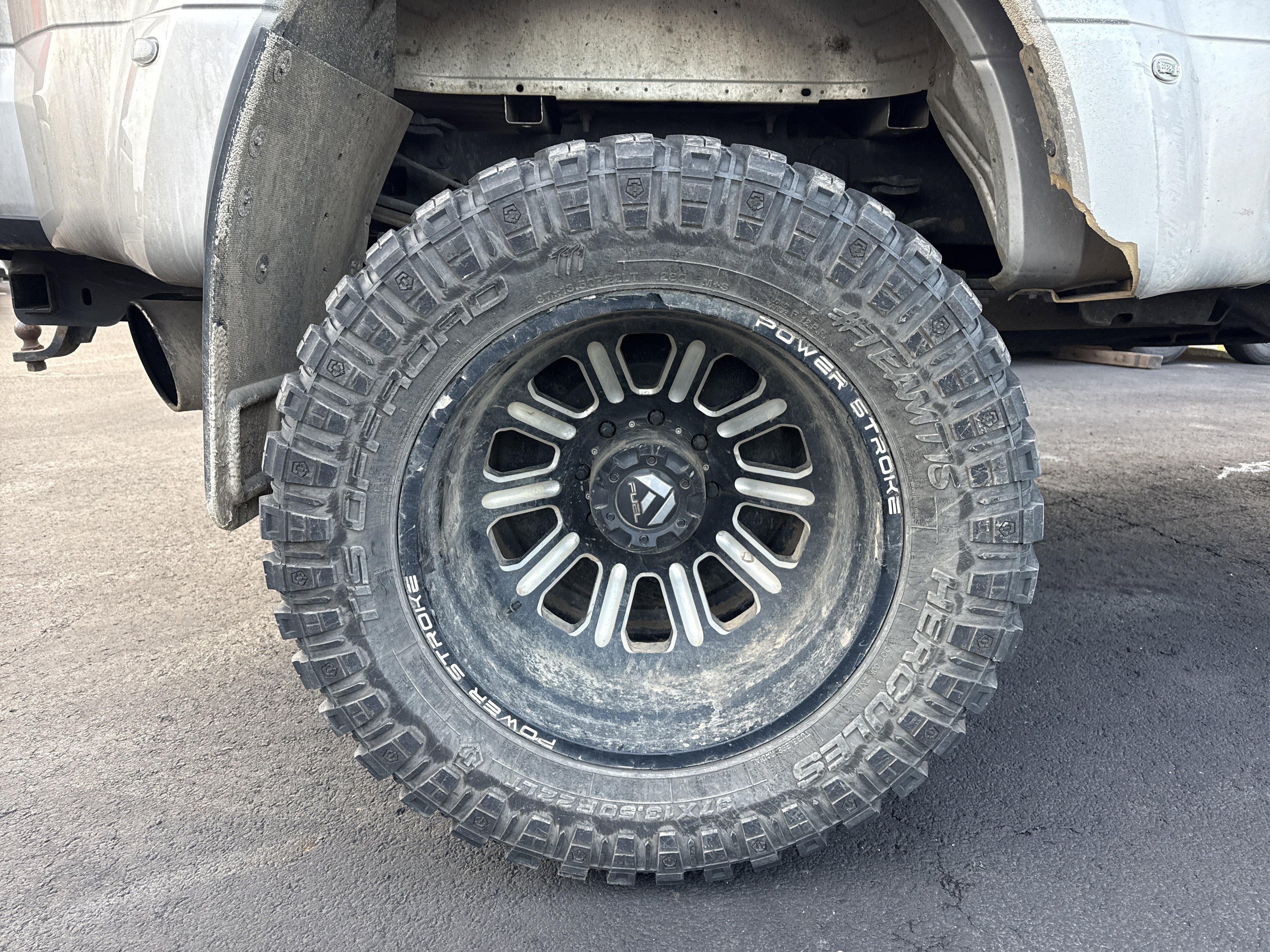 Used 2017 Ford F350 Platinum w/ Platinum Ultimate Package image 8