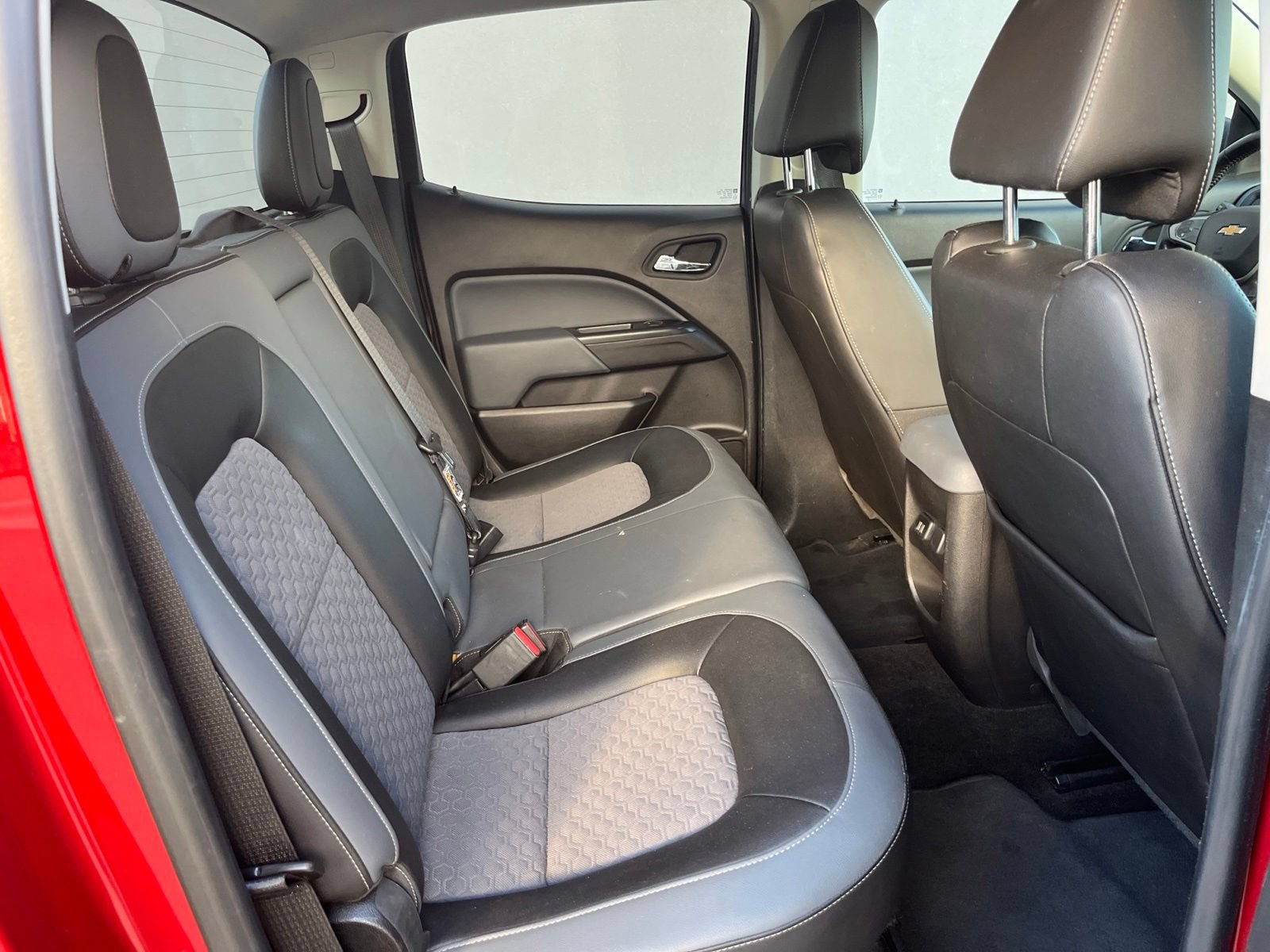 Used 2015 Chevrolet Colorado Z71 RWD image 25