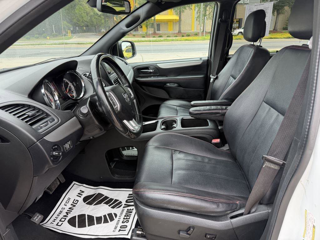 Used 2019 Dodge Grand Caravan GT FWD image 11