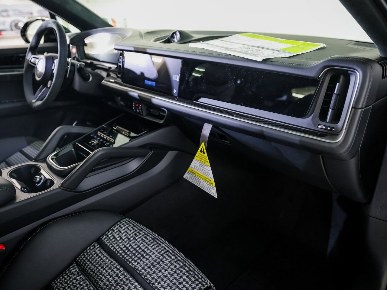 New 2026 Porsche Cayenne Turbo image 28