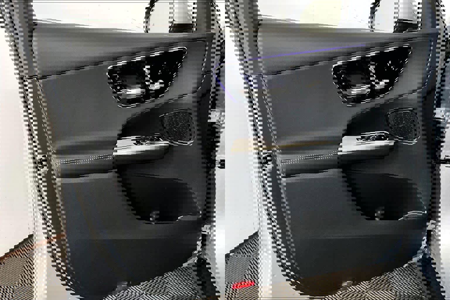 New 2026 Mercedes-Benz GLC 300 GLC 300 image 12