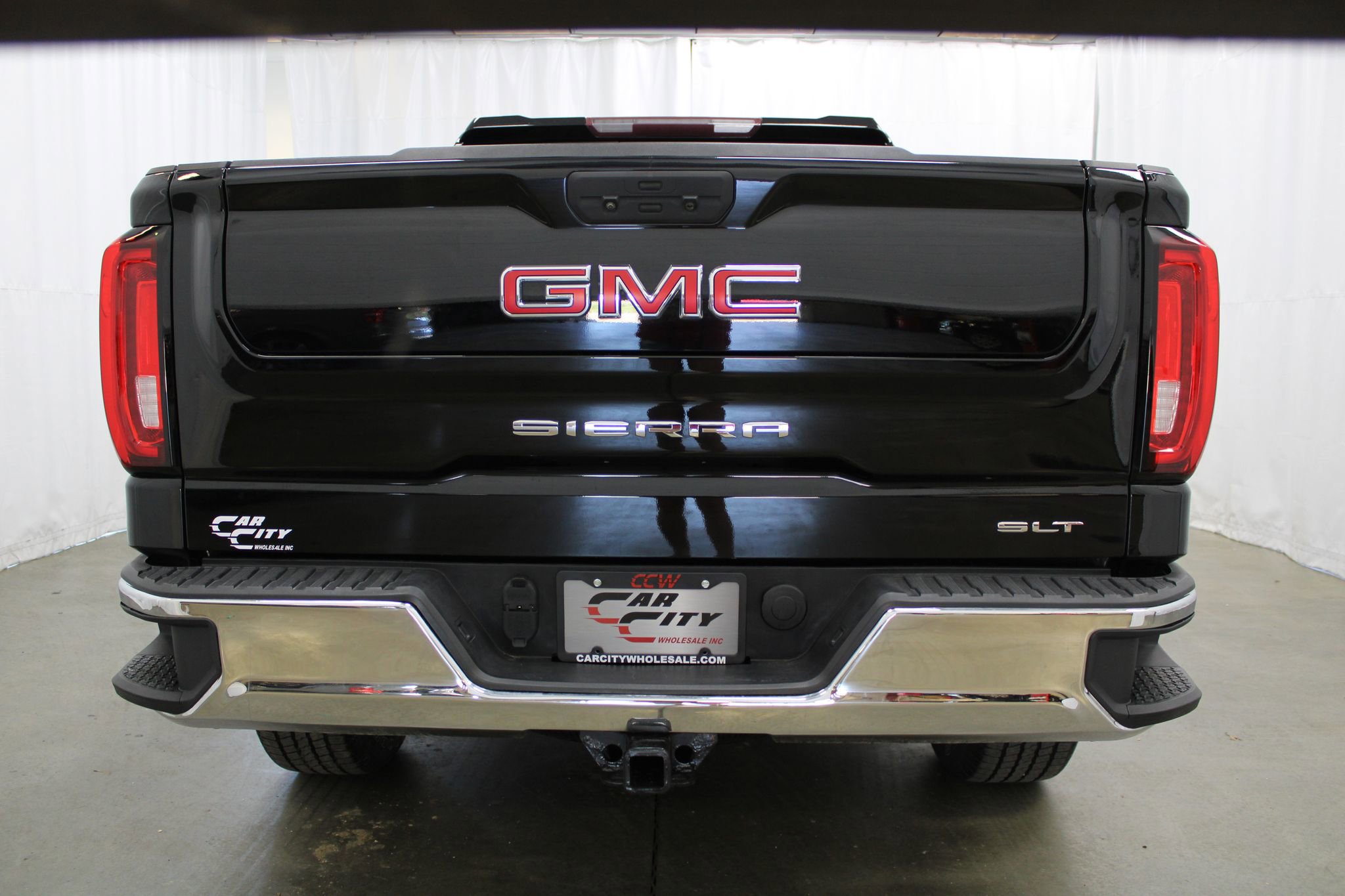 Used 2019 GMC Sierra 1500 SLT w/ SLT Convenience Package AWD/4WD image 7