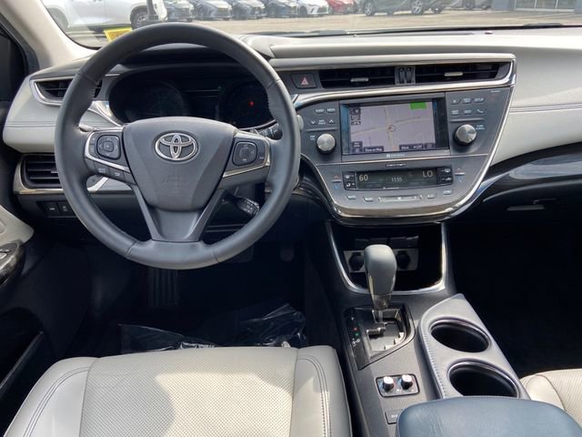 Used 2014 Toyota Avalon Limited FWD image 12