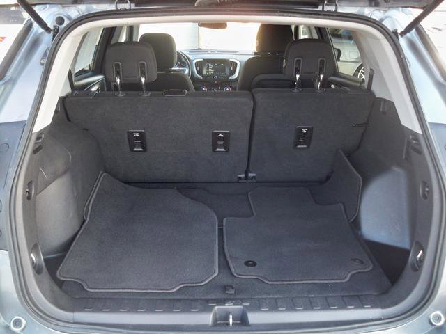 Used 2019 GMC Terrain SLE w/ Driver Convenience Package image 16