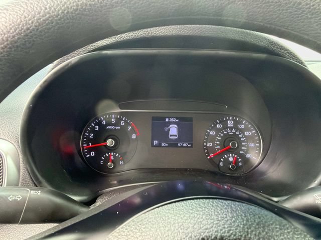 Used 2020 Kia Soul LX FWD image 27