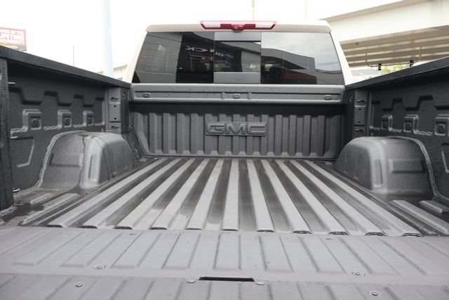 New 2026 GMC Sierra 1500 AT4X AWD/4WD image 21