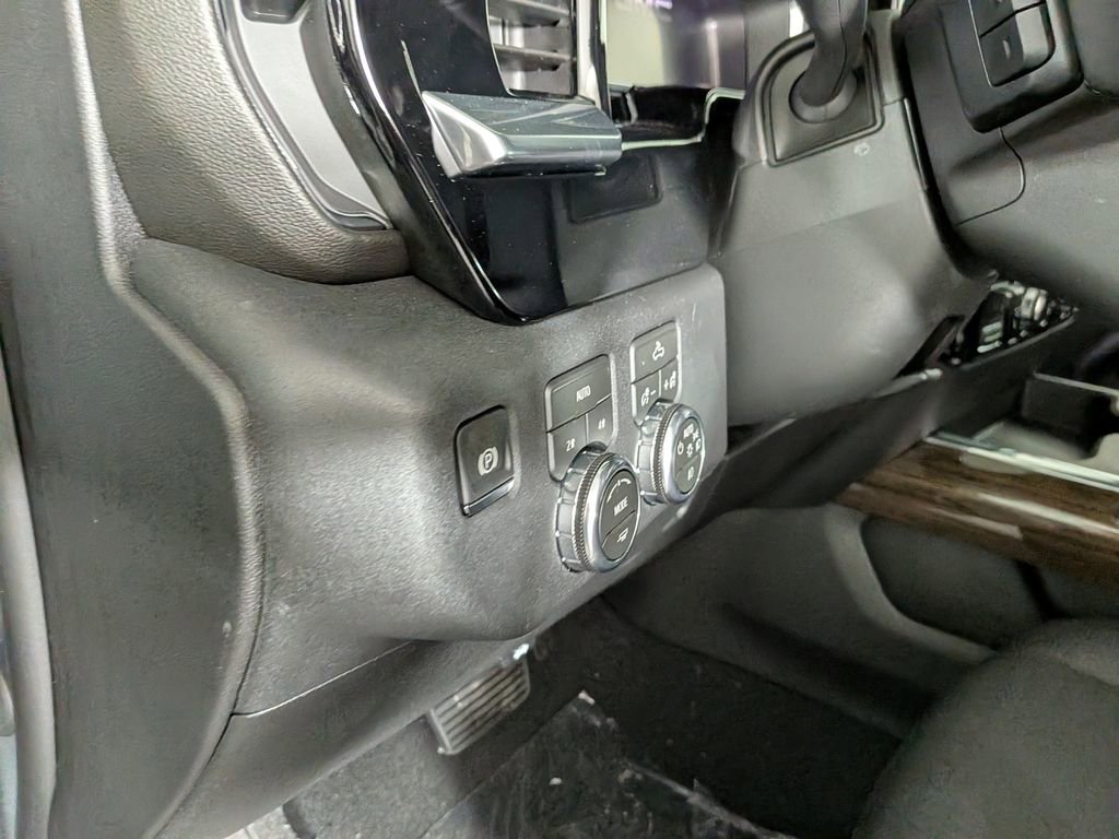 New 2026 GMC Sierra 1500 Elevation AWD/4WD image 15