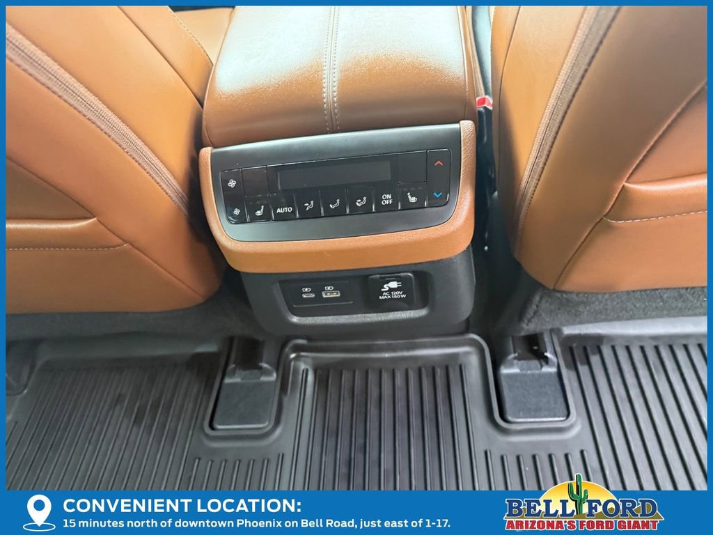 Used 2024 Nissan Pathfinder Platinum image 13