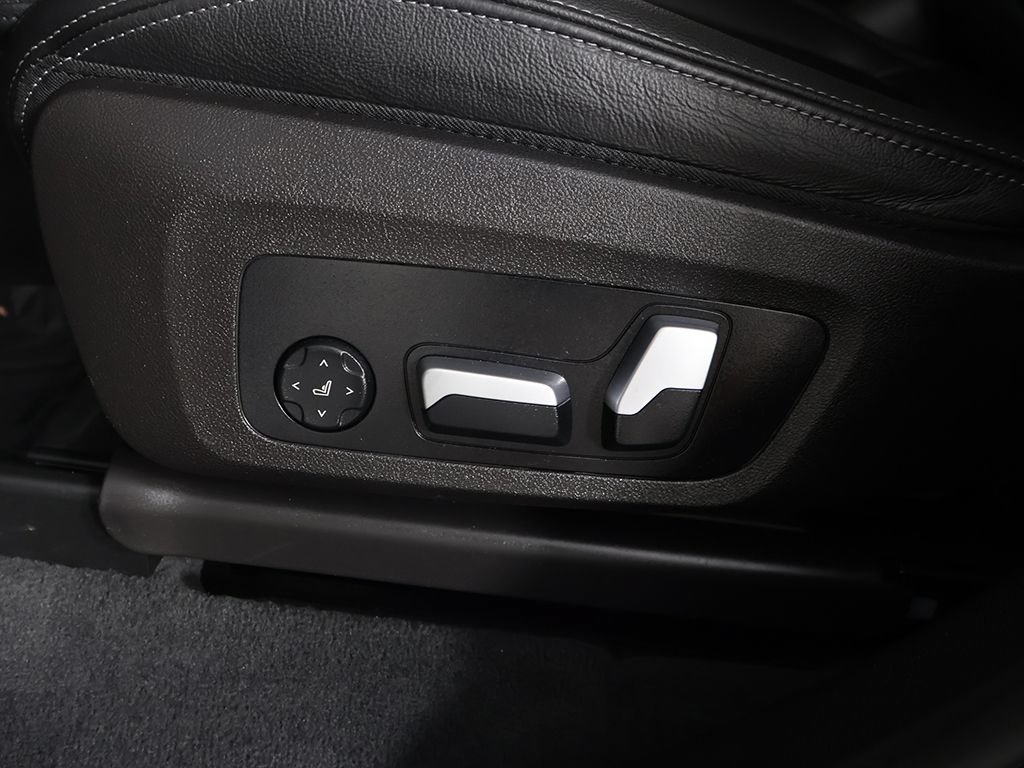 Used 2023 BMW X3 M40i AWD/4WD image 36