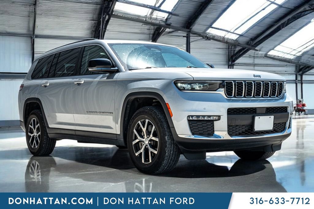 Used 2023 Jeep Grand Cherokee L Limited AWD/4WD image 35