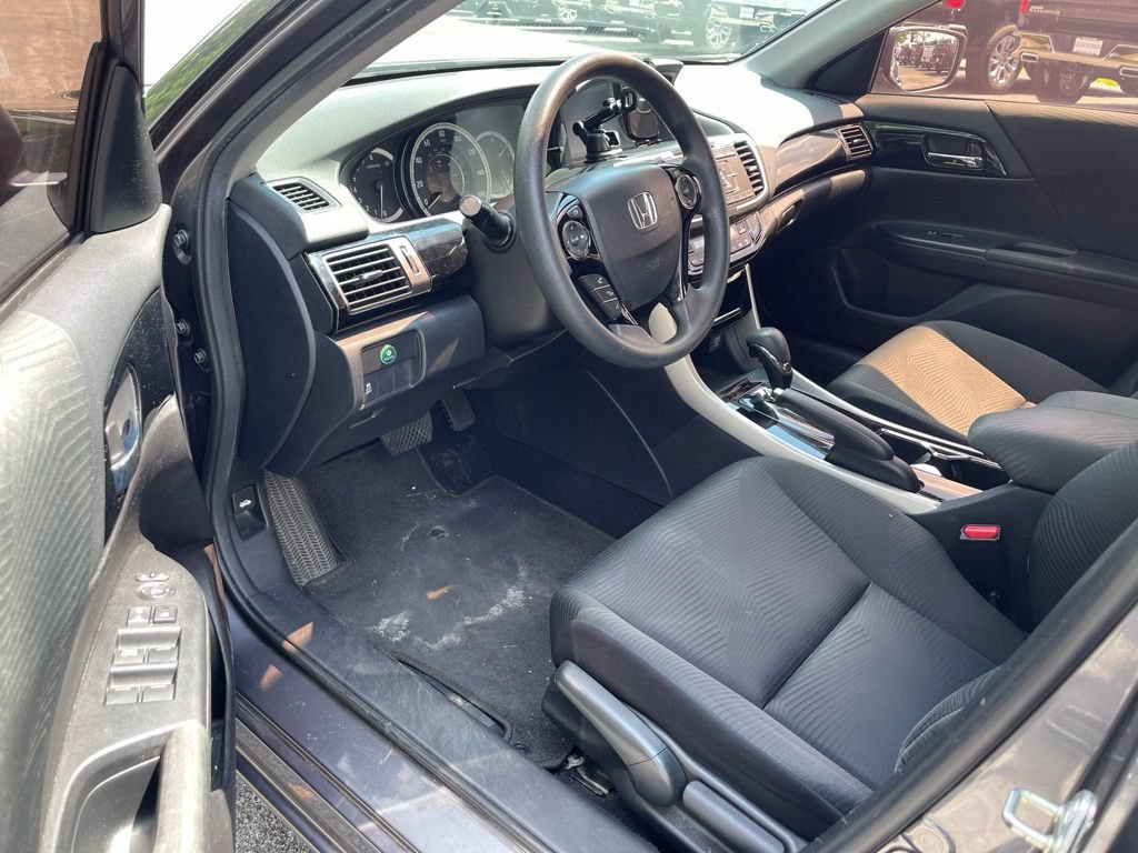Used 2016 Honda Accord LX image 5