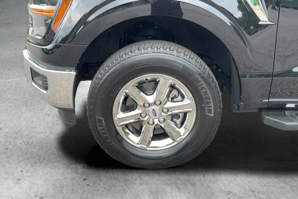 Used 2025 Ford F150 XLT w/ Equipment Group 301A Standard AWD/4WD image 24