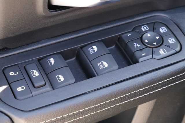 New 2026 RAM 2500 Big Horn AWD/4WD image 18