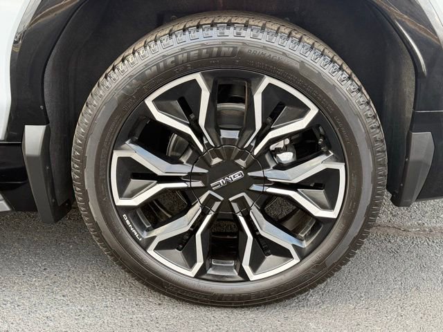 Used 2025 GMC Sierra EV Denali image 22