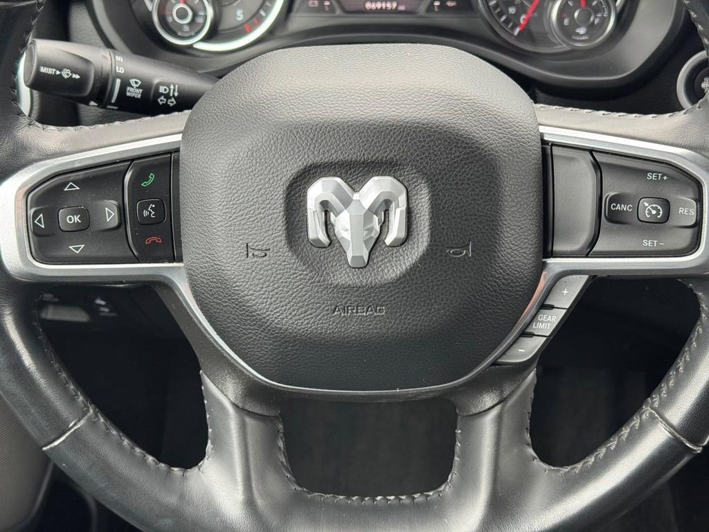 Used 2022 RAM 1500 Laramie AWD/4WD image 12