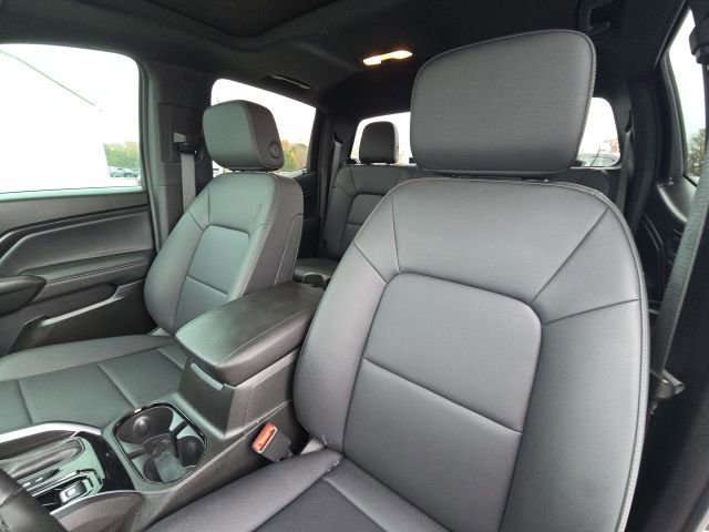 Used 2024 Chevrolet Colorado LT w/ LT Convenience Package III image 22