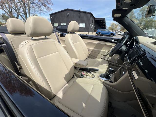 Used 2014 Volkswagen Beetle TDI FWD image 23