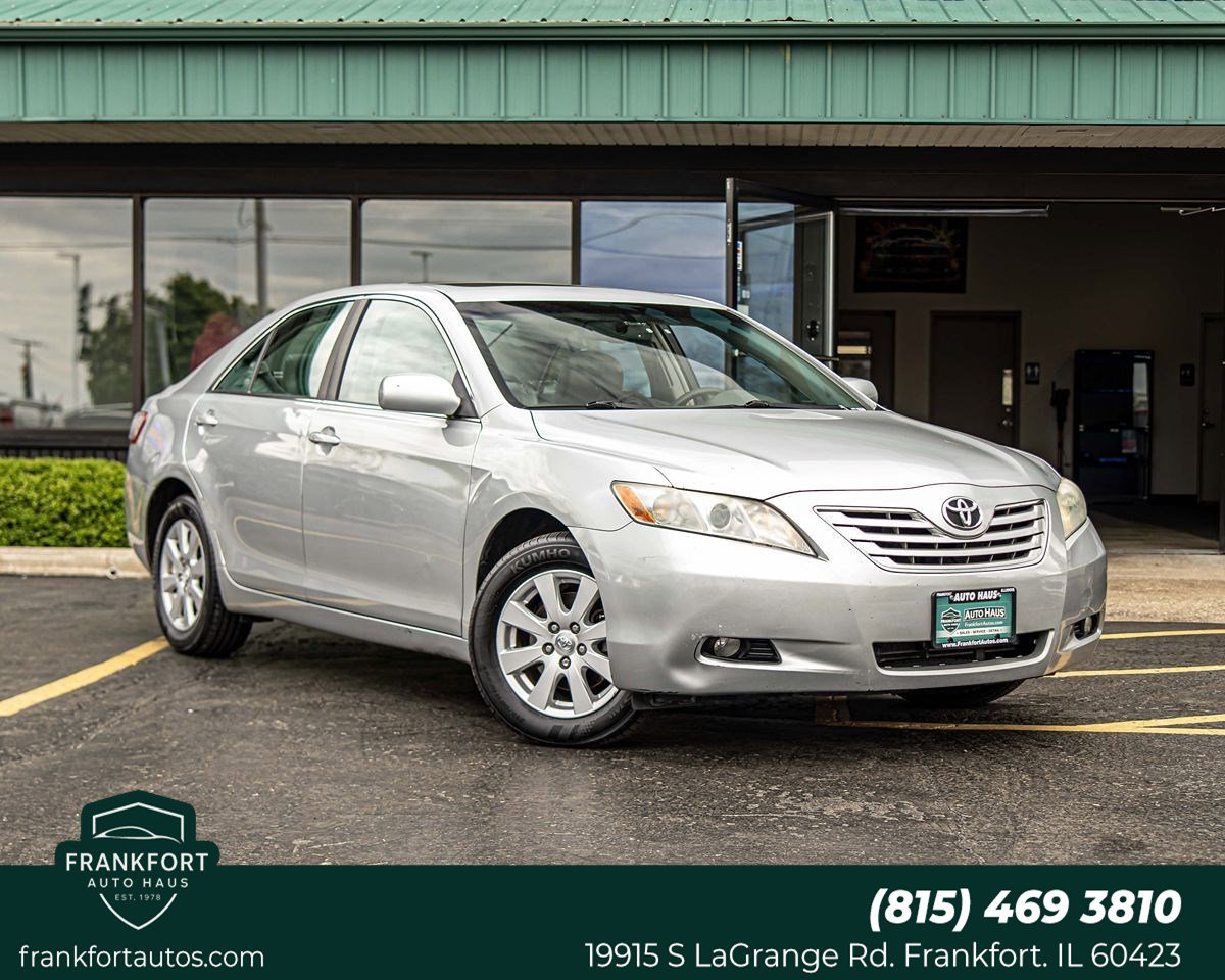 Used 2007 Toyota Camry XLE FWD image 1