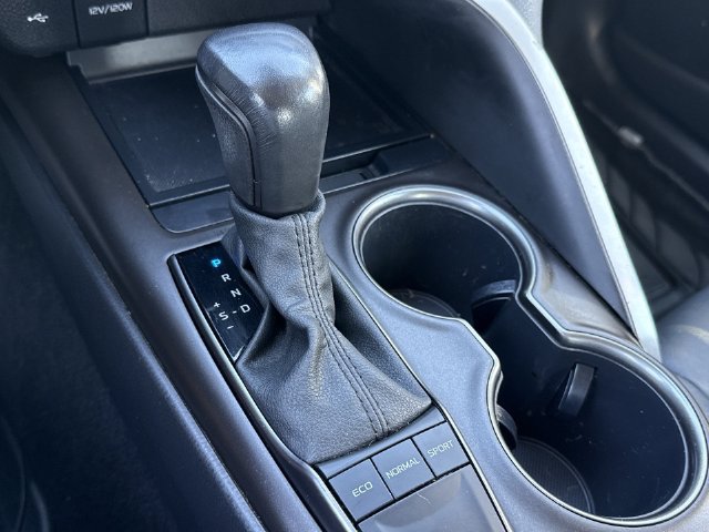 Used 2023 Toyota Camry SE FWD image 20