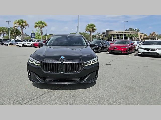 Used 2022 BMW 740i w/ Premium Package RWD image 34