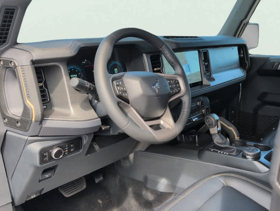 New 2025 Ford Bronco Badlands image 8