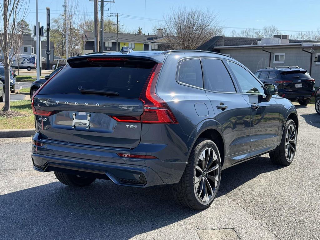 New 2026 Volvo XC60 T8 Plus w/ Protection Package Premier AWD/4WD image 19