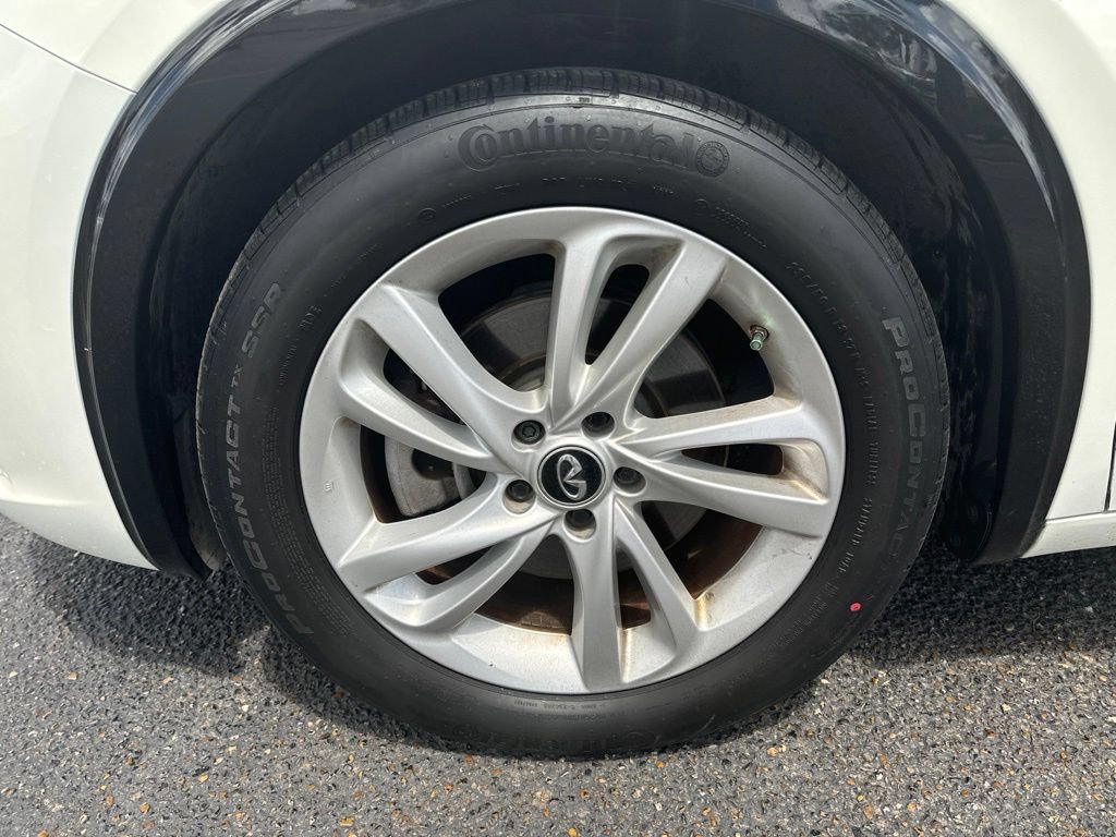 Used 2018 INFINITI QX30 FWD image 11