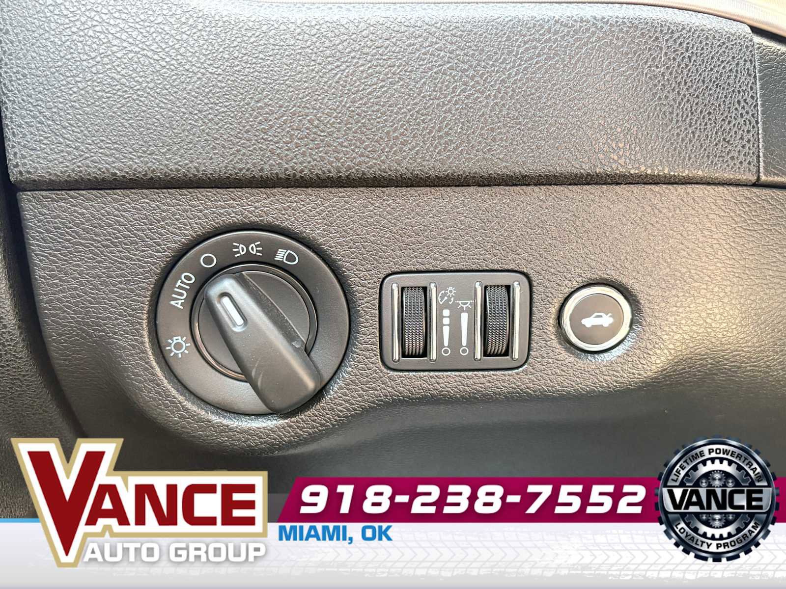 Used 2023 Dodge Charger R/T w/ Blacktop Package RWD image 32