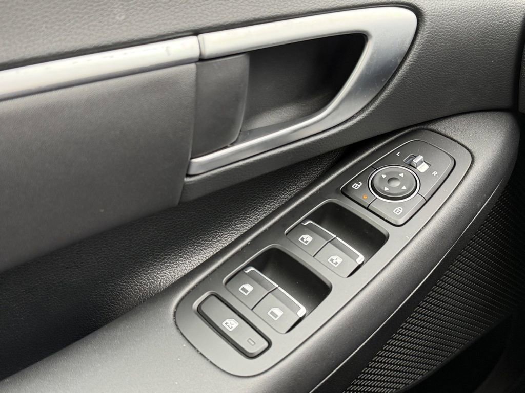 Used 2025 Hyundai Sonata SEL image 18