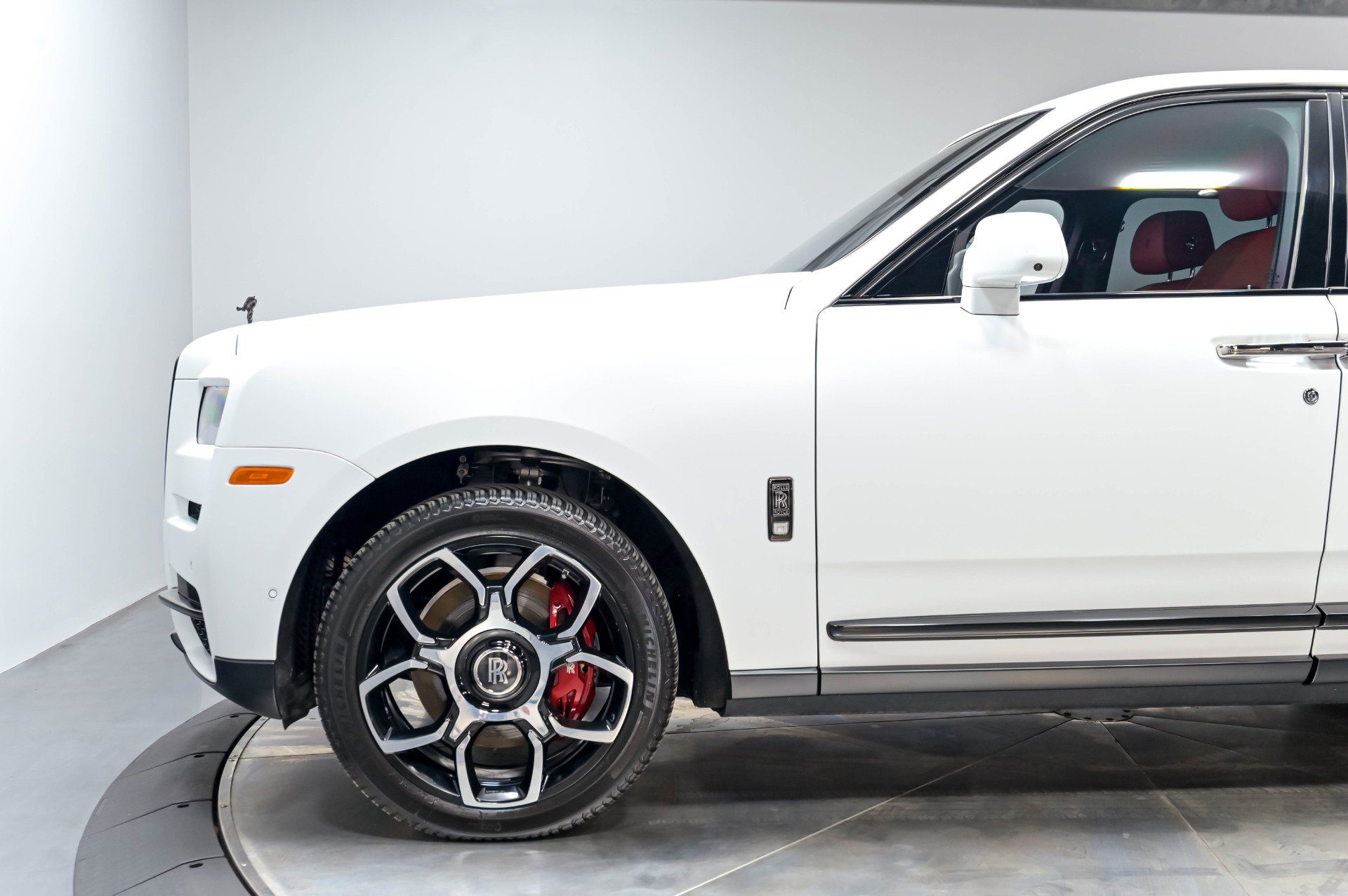 Used 2021 Rolls-Royce Cullinan Black Badge AWD/4WD image 50