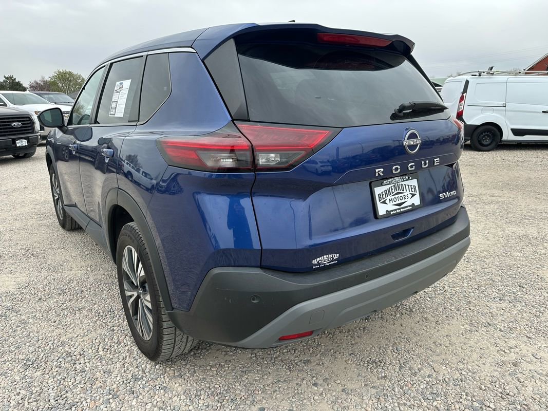 Used 2022 Nissan Rogue SV image 8