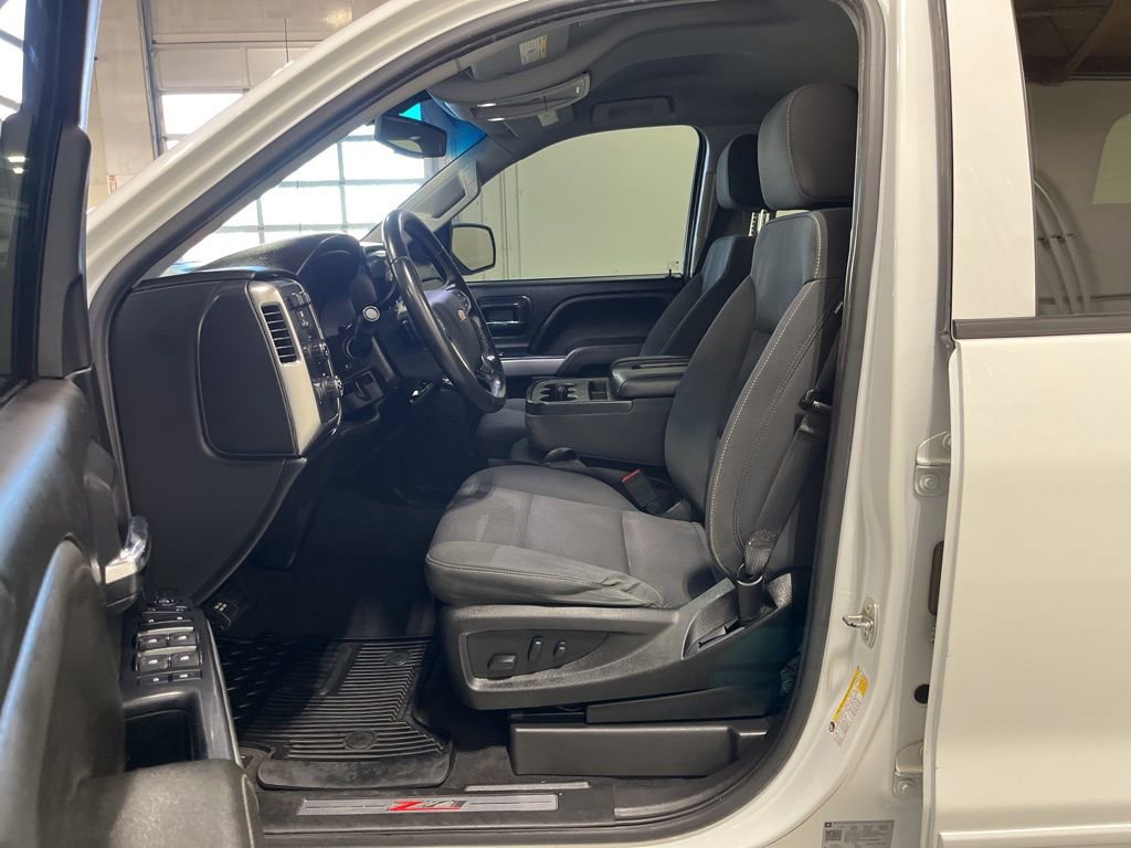 Certified 2018 Chevrolet Silverado 1500 LT w/ All Star Edition image 27