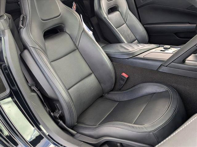 Used 2014 Chevrolet Corvette Stingray Convertible RWD image 21