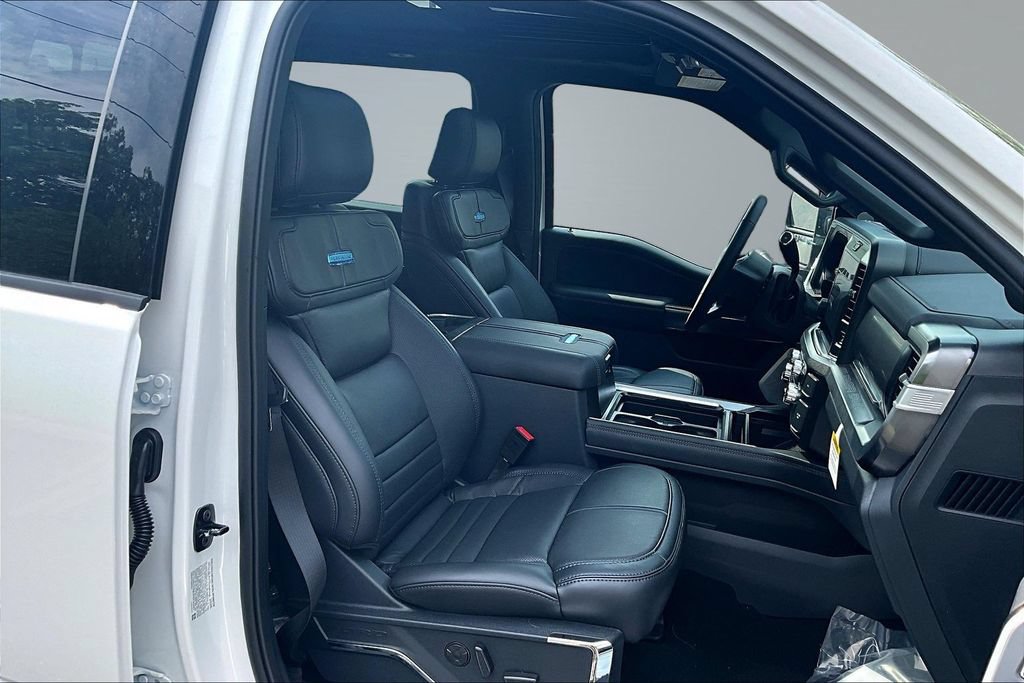 New 2026 Ford F450 Platinum w/ FX4 Off-Road Package AWD/4WD image 11