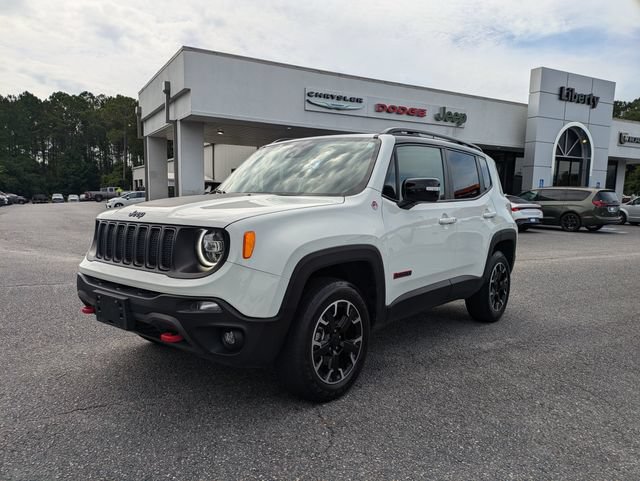 Used 2023 Jeep Renegade Trailhawk w/ Sun/Sound Group AWD/4WD image 8