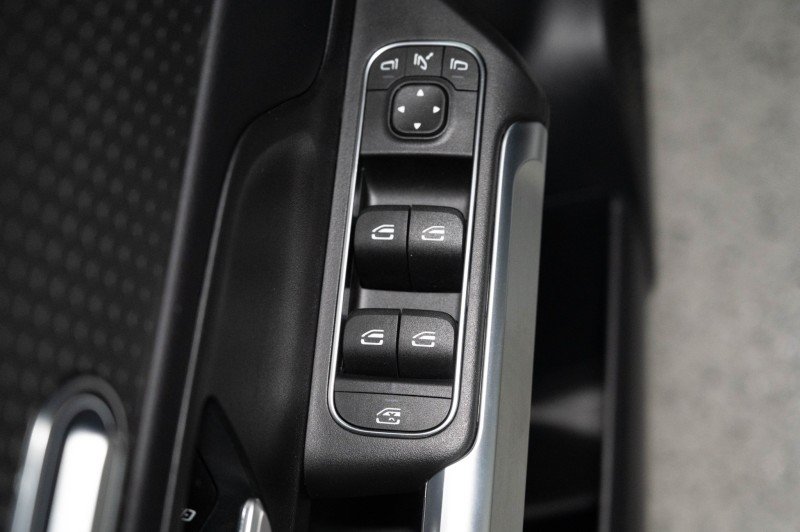Certified 2026 Mercedes-Benz GLB 250 4MATIC image 27