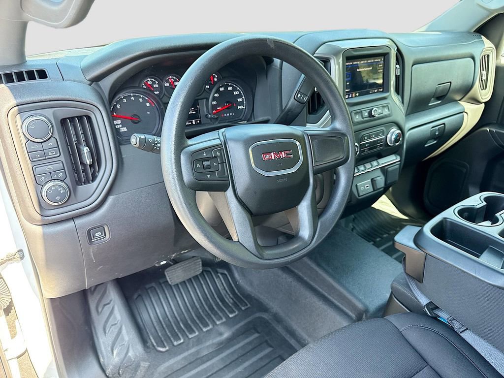 Certified 2024 GMC Sierra 1500 Pro w/ Convenience Package image 9