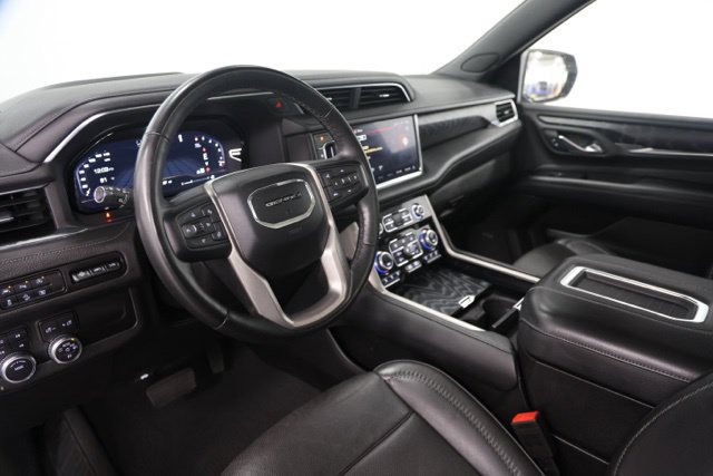 Used 2023 GMC Yukon Denali AWD/4WD image 20