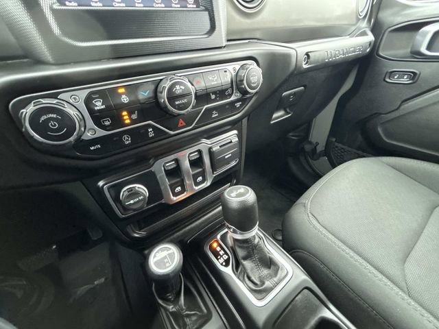 Used 2022 Jeep Wrangler Sport S image 35